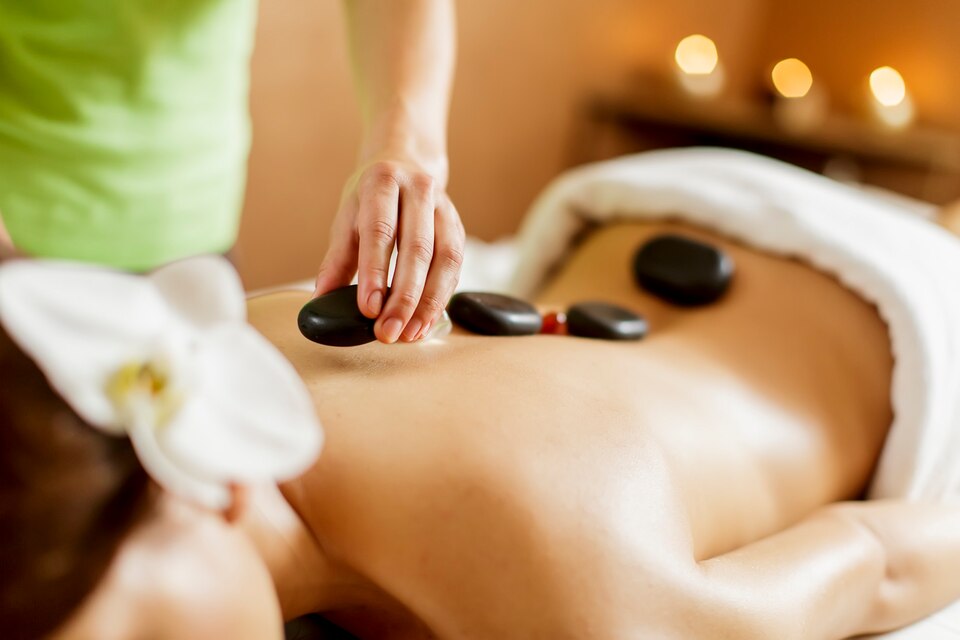 Hot stone massage spa in Business Bay Dubai