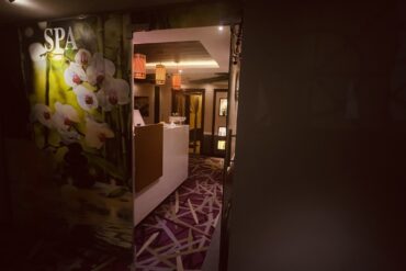 Swan lake spa massage dubai - Massage Spa In Business Bay